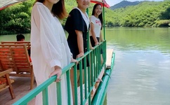 国产一卡2卡3卡4卡国色